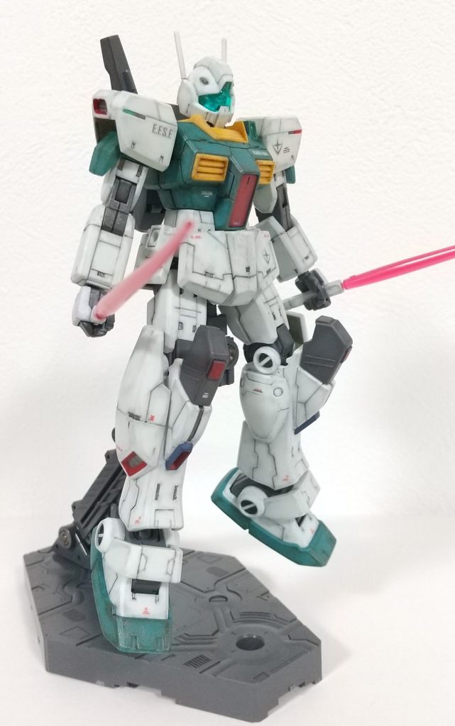 全弾使用後のピンチでは、不要なものはパージして潔く!？帰艦出来ても怒られそう？〈製作関連〉塗装：缶スプレー（クレオス；黒鉄色、水性トップコート[半光沢/つや消し]他)、ガンダムマーカー（ルミナスメタグリーンEX他）、リアルタッチマーカー(グレー1、グリーン１他 )、シタデルカラー(リードベルチャー他)