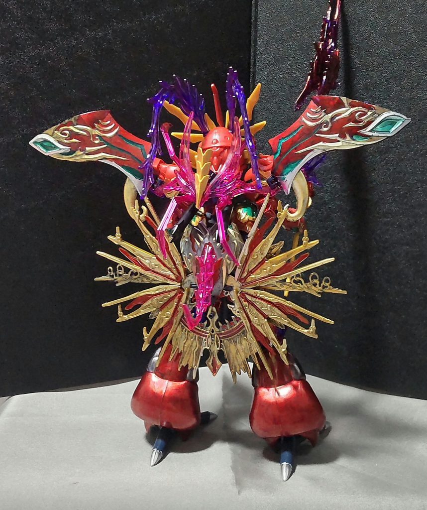 リアビューウォーロックイージスの羽根や尻尾、窮奇ストフリの広莫殲陣(こうばくせんじん)、董卓プロヴィデンスのドラグーン風のバックパック等をてんこ盛りにつけてます。