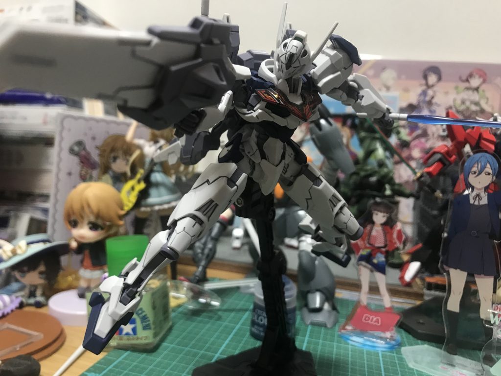 ビットステイブをバックパックとライフルに装着する高機動モード?もとてもカッコいいですね…良き…