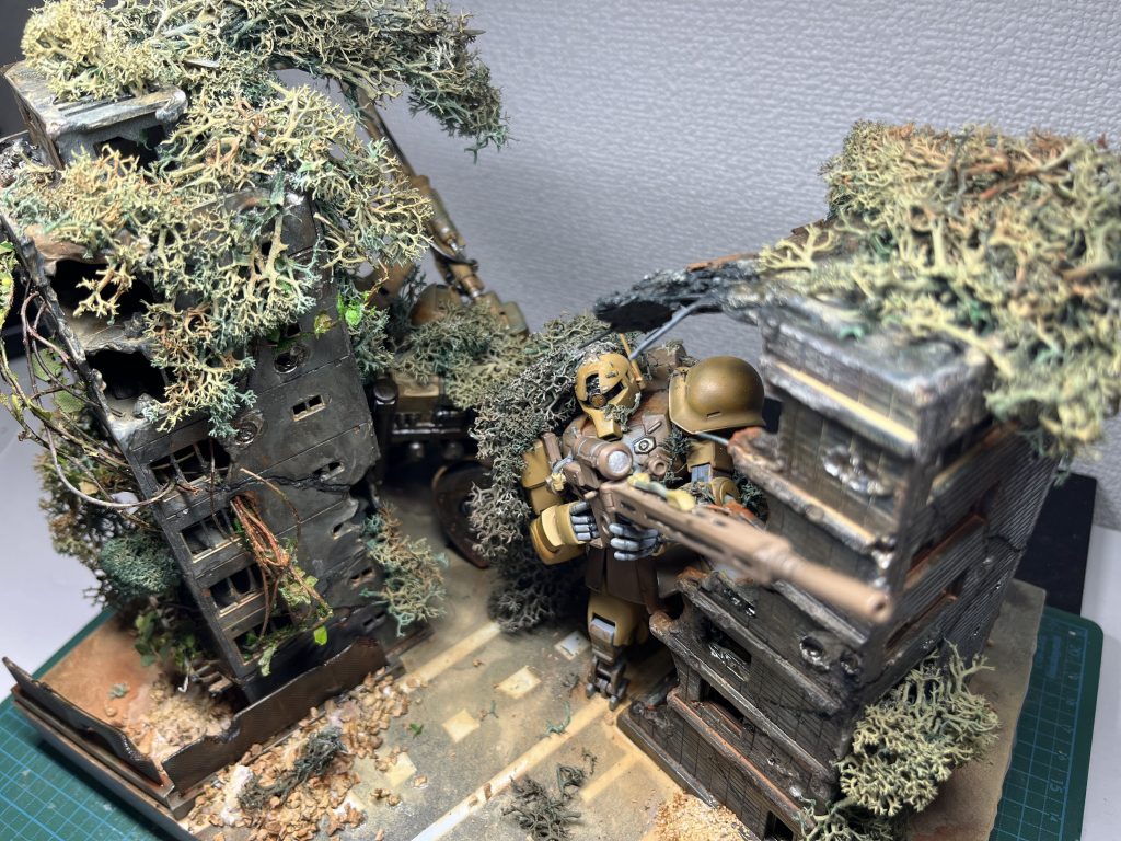 ジオラマ2 ザクIスナイパー–3枚目/制作者：inunogohan