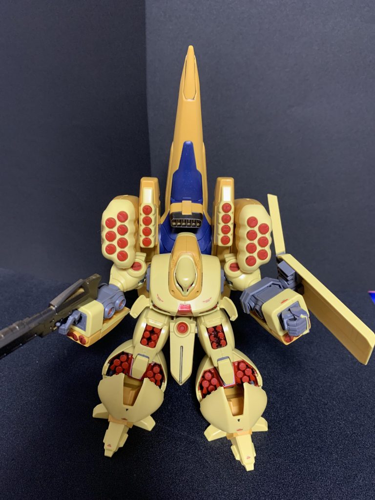 ミサイルポッドカバーを開けて発射態勢にするとカッコ良いですね❗️