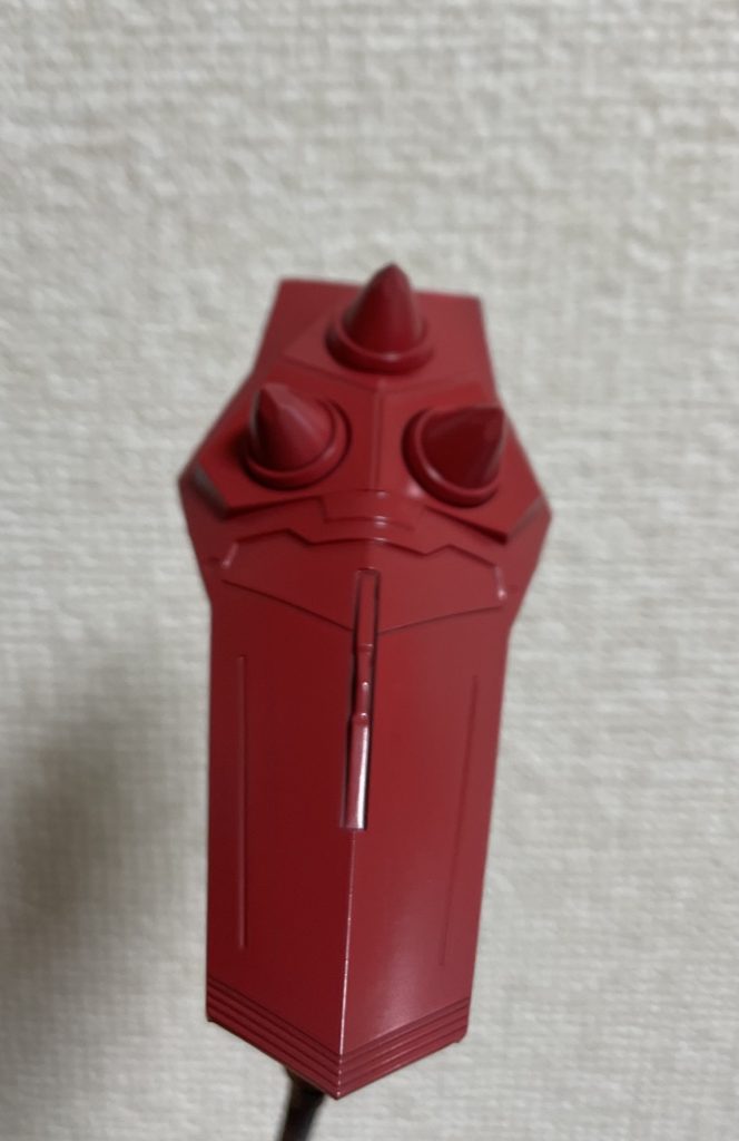 この赤色を調色するのにかなり苦労しました😓