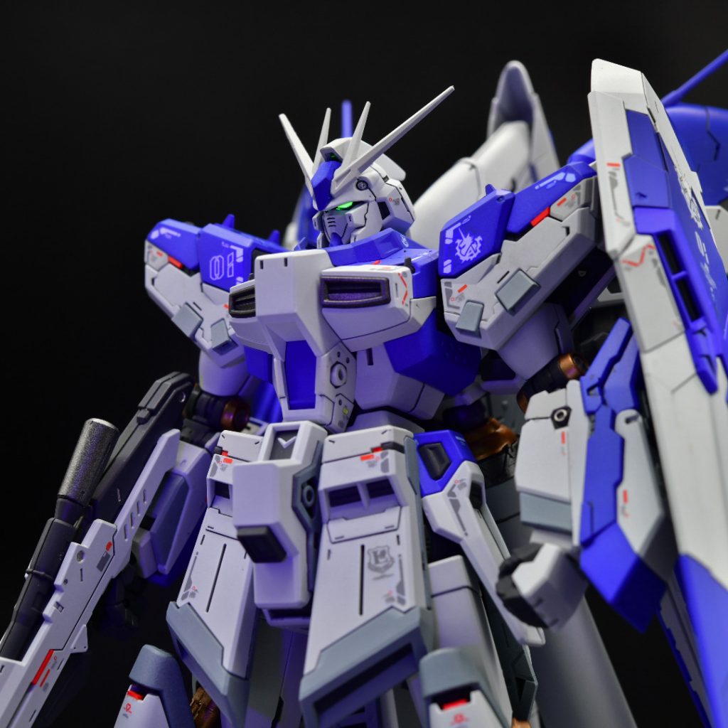 レッドチップを各所に配置。分かりにくいですが、ファンネルの先端にも貼ってます。