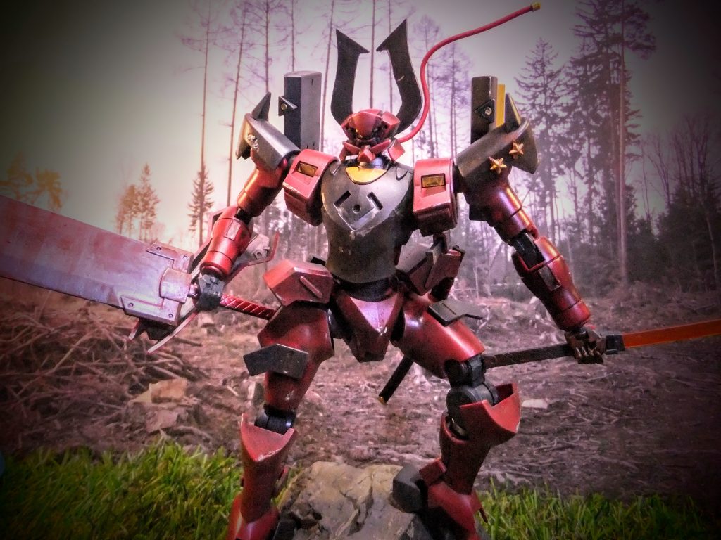 凶悪で強力な武器が欲しいので斬馬刀を持たせました。劣化したかえり血(油)で錆びた刀身が激戦を物語っています。