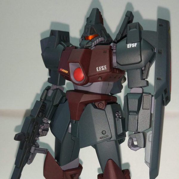 ガルバルディ べ－タとアッガイ。