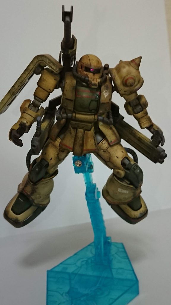 モノアイのガラスがいい感じに光ってくれました❗