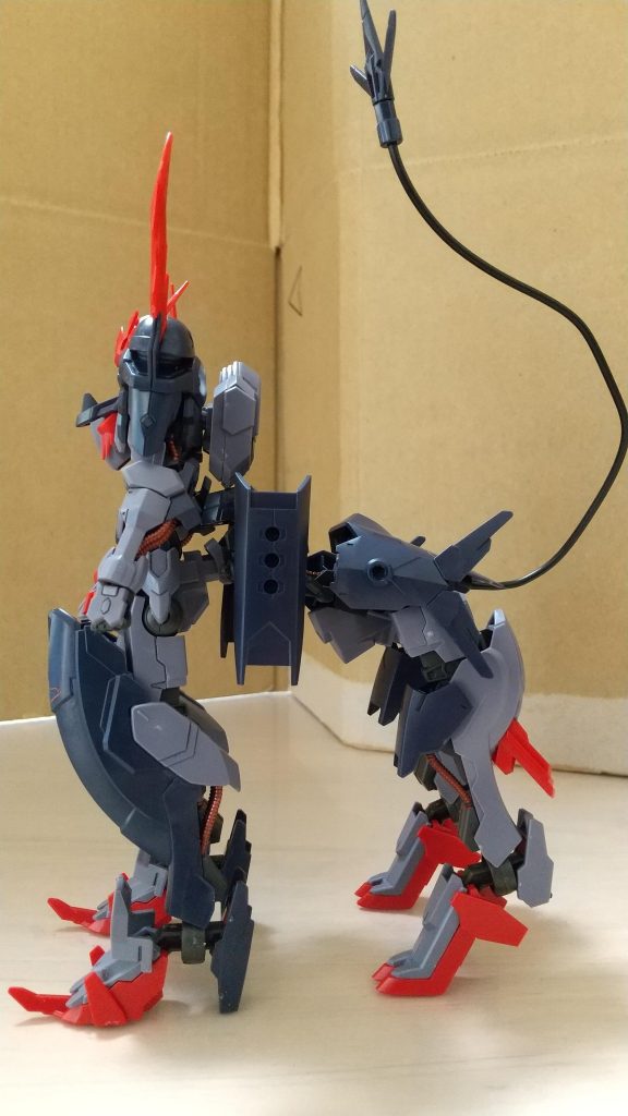 横wちゃんと４本足です。白色化が多い…。ちゃんと処理しよw