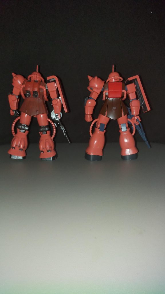 FGの塗装は、黄色、赤、青を混ぜたのとガンメタです。