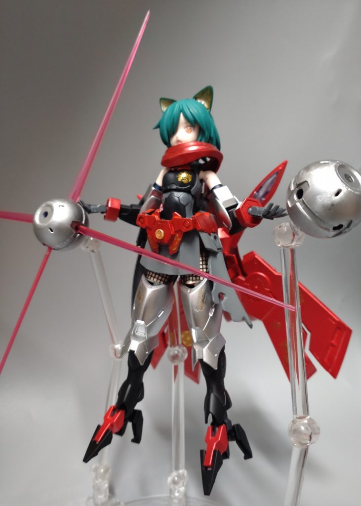 水星の魔女プロローグを見るまでは、背中の球体はこんな感じで使うものと思ってました。