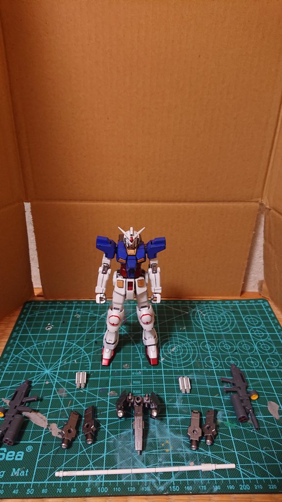 ガンダムビルドダイバーズRe:RISEのOP2 HATENA風に、現状のライジングビヨンドガンダムの武装を並べました。