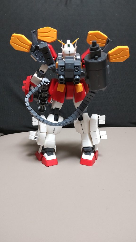 軽い墨入れと、塗装をしました。デカールは、貼っていません。