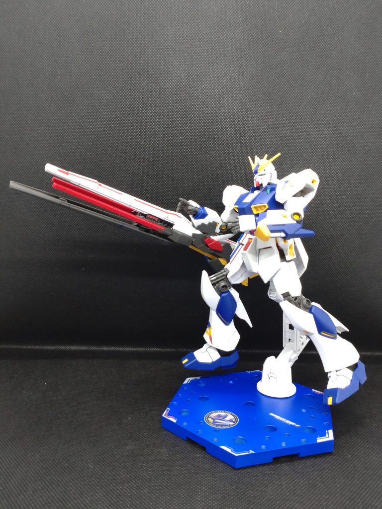 付属のマーキングシールを貼って後はツヤ消しスプレー吹いてフィニッシュ。