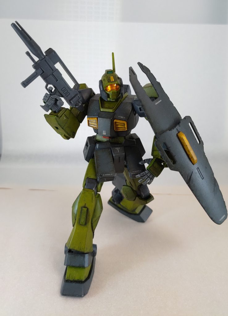 デカールはパーツ一面につきひとつ。控えめです。