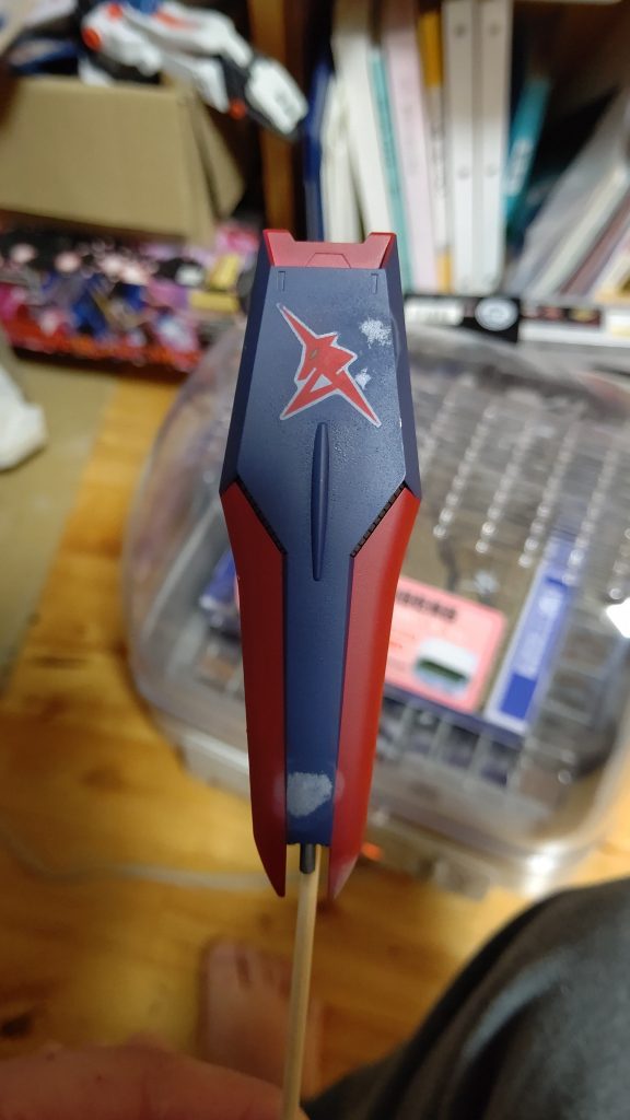 エアブラシでつや消しを吹いたのが初めてのだったのでガッツリ白色化しましたこれもまた経験