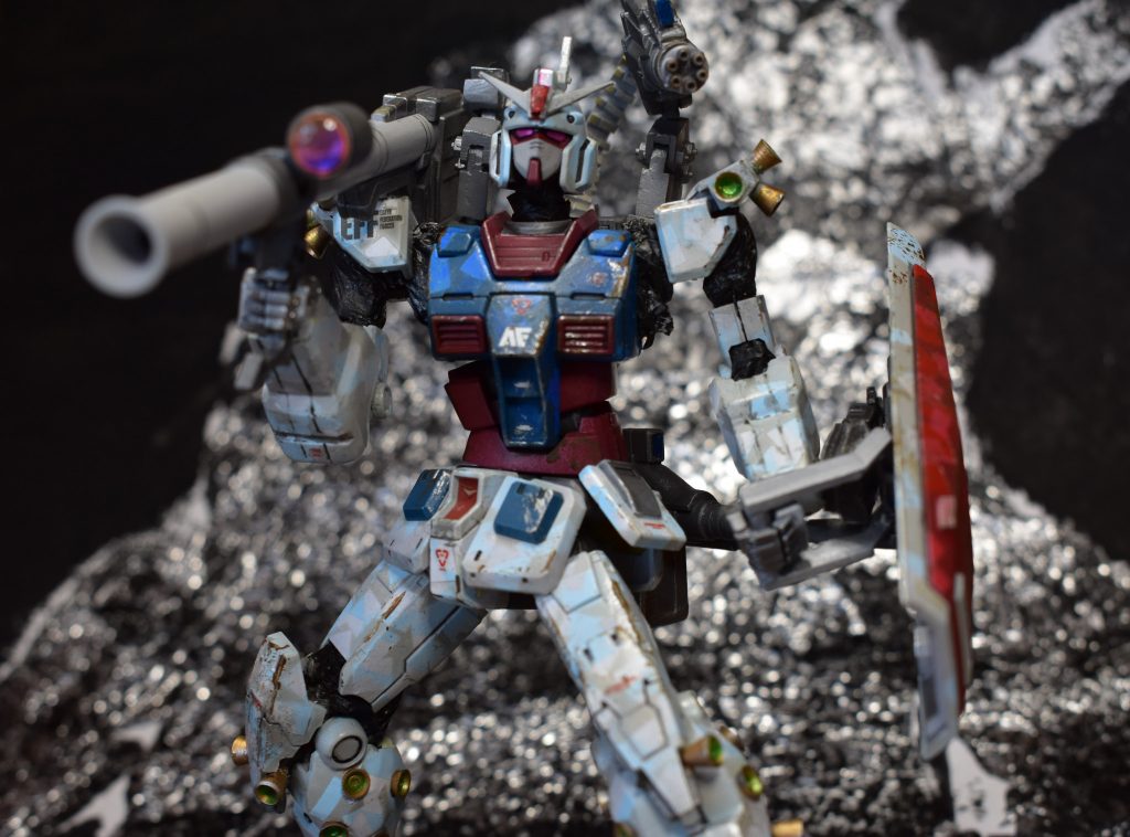 サブアームもプラ板加工で制作しました