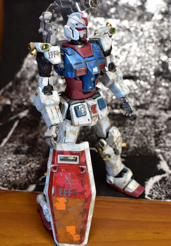 シールドもスプリッター迷彩しました。