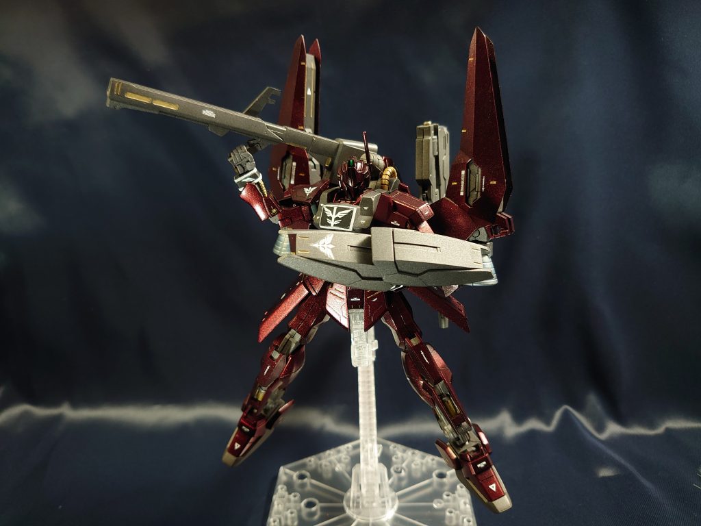 この「零憑き」という呼び名は、百式のプロトタイプである零式の存在を知る連邦の人間達から広まった呼び方である。百式でありながら零式の色を纏い、かつての味方に牙を向ける。まるで零式と袖付きに取り憑かれたような姿からそのような呼び方になった。