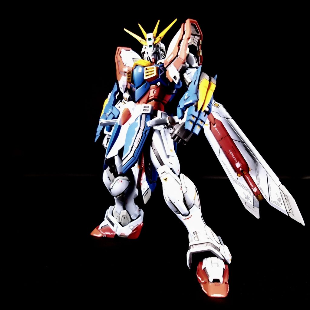 ゴッドガンダムは素立ちしてるポーズ凄く好きです。どっしり堂々としてる立ち方が再現出来てて素晴らしいと思います。