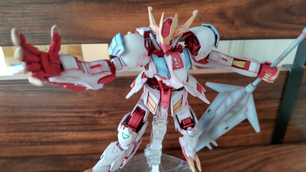 箱絵に似せてのポーズ