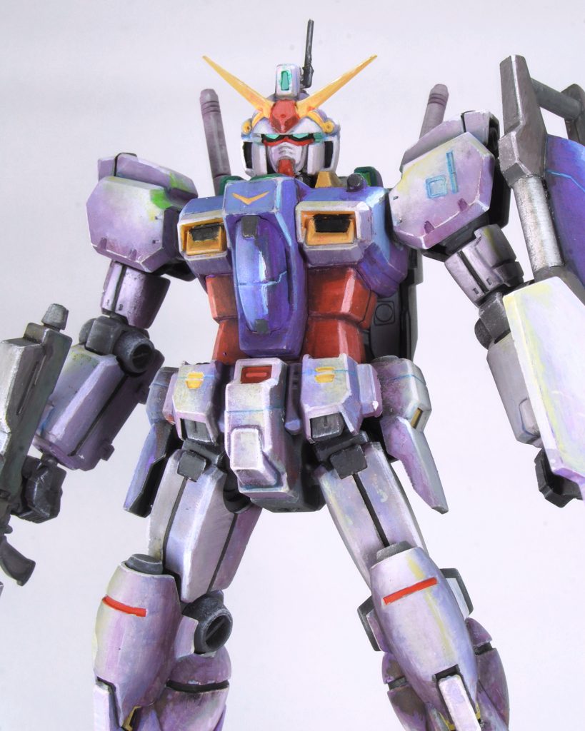 白いパーツは白からムラサキのグラデーションを筆塗りハイライトにイエローを入れたおかげで深みのある表現になりました