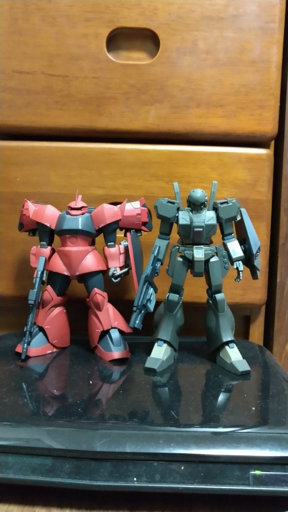 製作中。ゲルググはGFF改造。