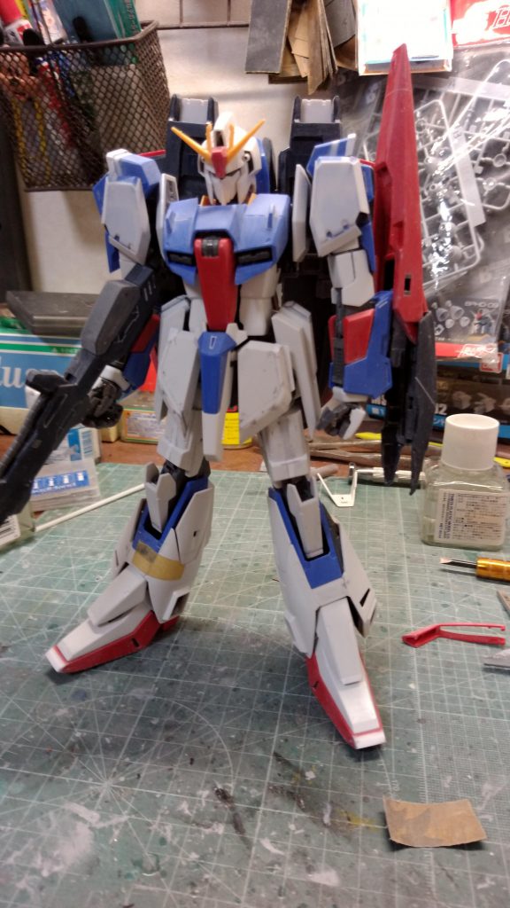 偉大な先人方の作品から私に出来る範囲内の工作と、ちょっと背伸びした工作を行いました。