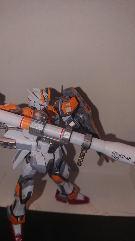 バズーカの塗り分けがかなり面倒でした。でもいい勉強になりました。次回もがんばります。