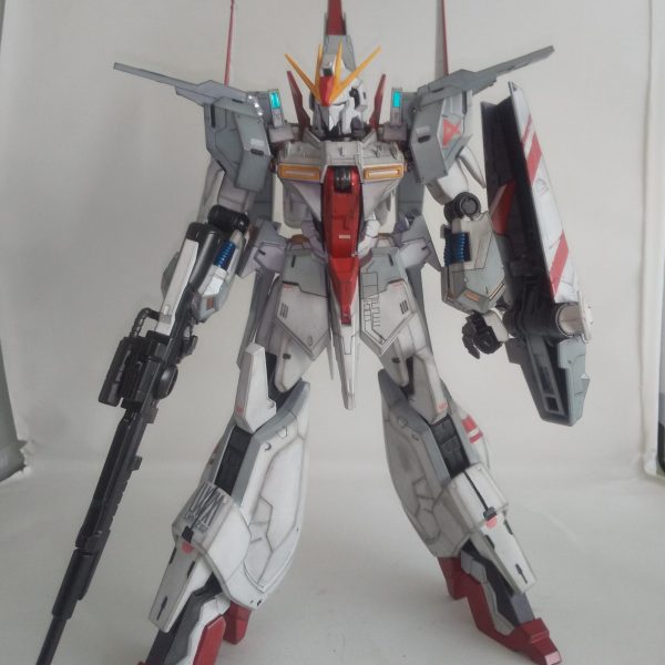 アムロ・レイ専用ガンダムリントヴルム