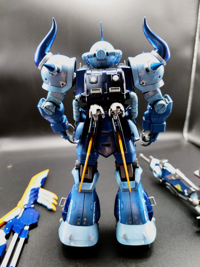 蛍光っぽいオレンジ色をアクセントとし、かなりの数のプラバン等追加パーツを貼り付けてます。余剰パーツも利用しました！左足のひとつ、ポロリしていることに撮影中に気づきましたが、強行突破しました。笑プラバンは恐らく50 個以上追加してます!ディテールアップについては尊敬しているノネさんが参考、モデルです！