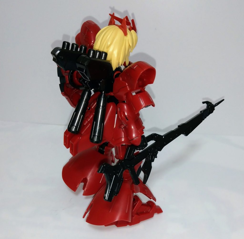 ついでに後ろからも撮ってみました。大佐「ギュネイを援護せねばならんか、よし出るっ!!」サザビー娘に乗ってノリノリで出撃するネオ・ジオンのロリコン暴れん坊大佐wナナイ「大佐……一体いつからそんな趣味に目覚めたんですか……(泣)」今回はこれで終わろうと思います。最後まで見ていただきありがとうございました!