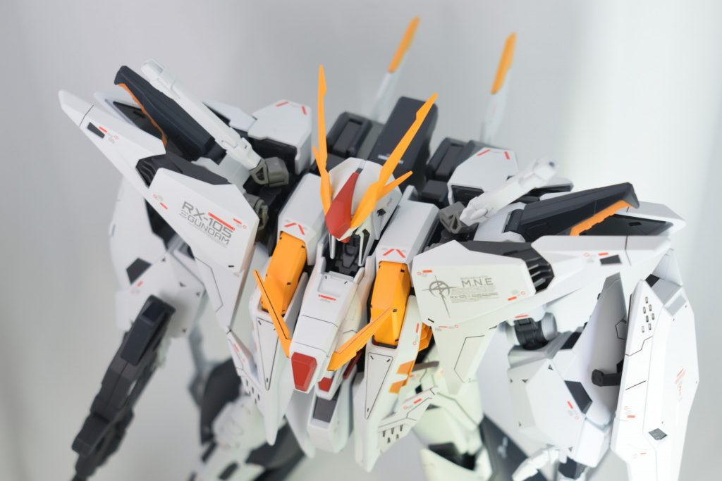 上からアップで！ビームサーベル取付部等、仮組み時よく確認しておらず、処理忘れがあるのはｽﾐﾏｾﾝ...(またどこかで塗装します笑)