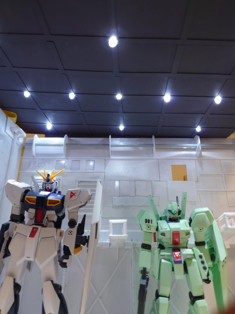 仮組みして正面からの1枚。