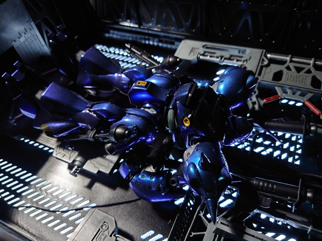 武装装着完了。