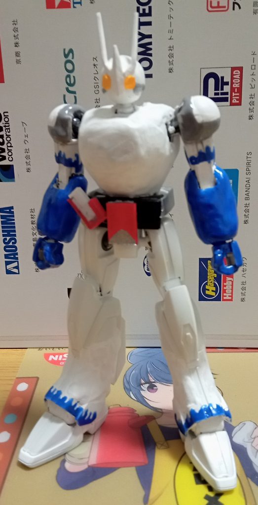 塗装は、マニキュアと100均のアクリル絵の具(白)を使いました。絵の具を使った理由は、エターナルがほとんど白メインだということです。さすがに、マニキュアだと足りないし、消費量がエグいので、YouTube等を参考に探して、アクリル絵の具をチョイスしてみました。 