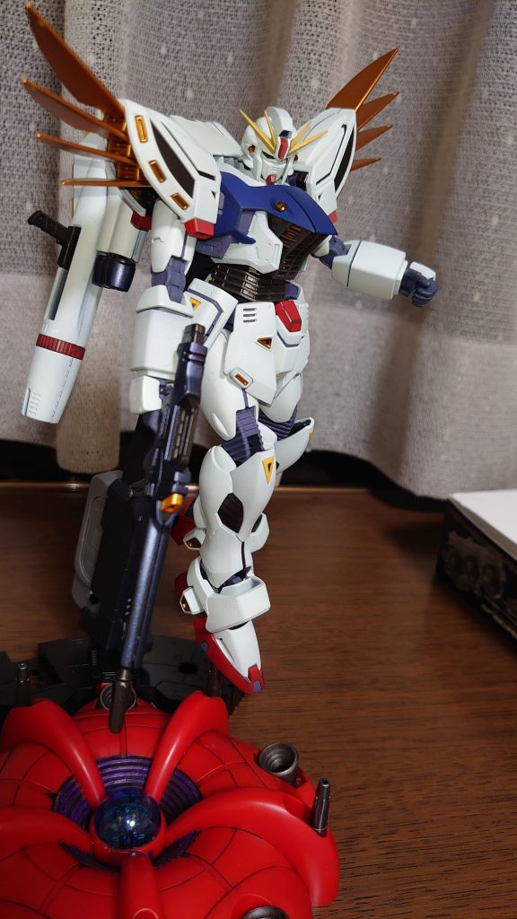 ラフレシアのコクピットが目視できる距離まで肉薄するＦ９１。頭部を鉄の仮面で包まれ、身体中を妖しく光るコードを埋め込まれたパイロットがいた。体格から少女であろうか。「機械に取り込まれているのか…なんと酷い…」機械の一部と化した少女を助ける術をヒカルは持たない。彼には目的がある。果たさねばならない約束がある。彼が哀れな少女に出来ることは、たったひとつ。呪縛からの解放…。