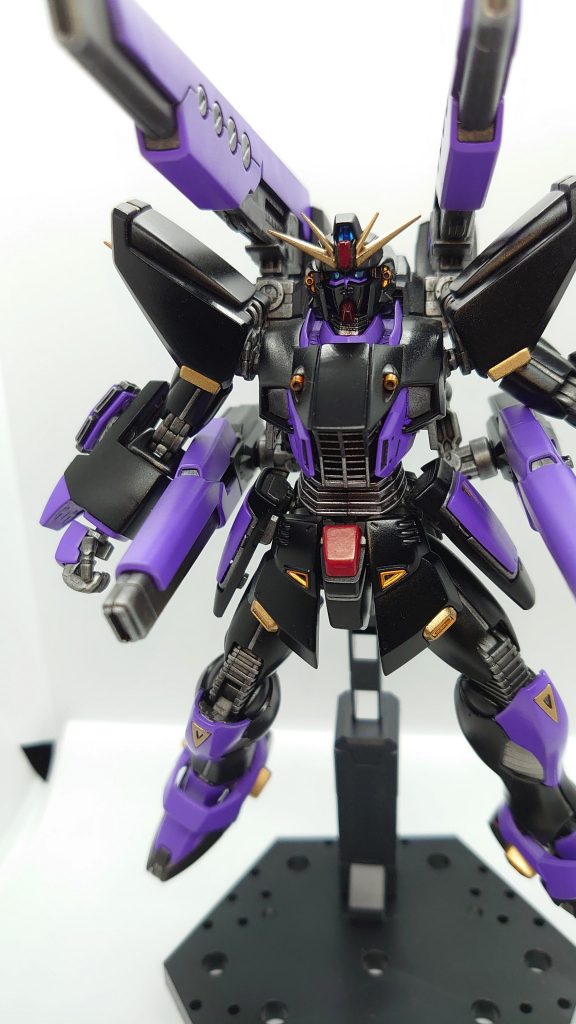 「腕が六本あるって思えばいいんだよな?」ヒカルの両手が目まぐるしくコンソロールを叩く。「あー、出来ない所はトモエがやるからいい」独りのコクピット内に懐かしい声が響く。「他の女に手取り足取り…もう浮気じゃない?」クスクスとトモエが笑う姿がヒカルには見える。「シズカに刺される前に、何とかしないとね」