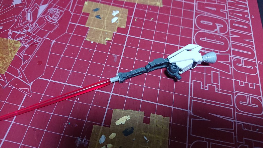 脚部追加ブースター実はクローアームの先を外す時に壊してしまったので急遽プラ板とプラ棒で代わりを作成しました