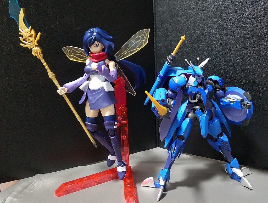 今回のは1/72スケールのダンバイン系の羽根パーツを付けてますが、このサイズのプラモに合わせるなら1/48サイズのでも案外フィットするかもしれませんね。※2.5倍くらいの大きさです。興味があるなら今でも売れ残っているであろう1/48ビランビーでも買ってみるのもいいでしょう(露骨な宣伝)羽根の柄もダンバインのと変わりありませんし……