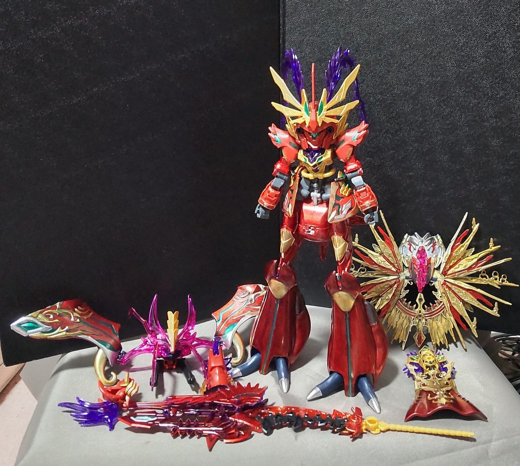 武器や装甲を外すとこんな感じです。