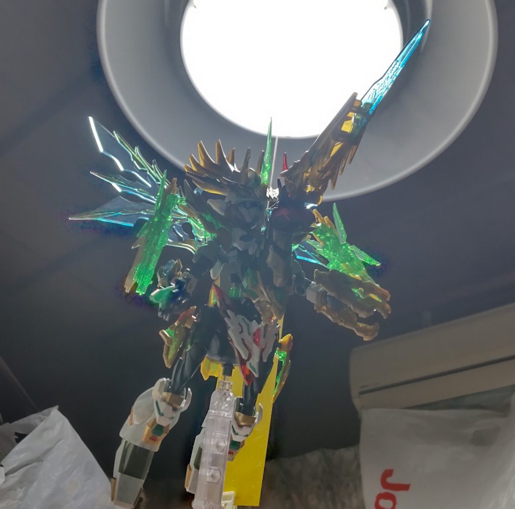 ○断魂晄巖剣（だんこんこうがんけん）股間のダンコーンシステムの断魂剣に真の漢の魂の力を一点に集中させ、相手を一刀両断する究極奥義。真の漢の力にて悪しき魂を断つ……名付けて、断魂晄巖剣！！！