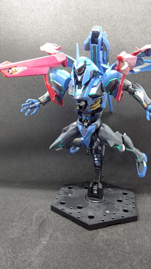 リベイクライフルを構え、上空から銃撃します