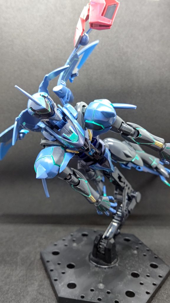 ウイングが広げると大きすぎて枠内に入りきりませんでした(-ω-;)