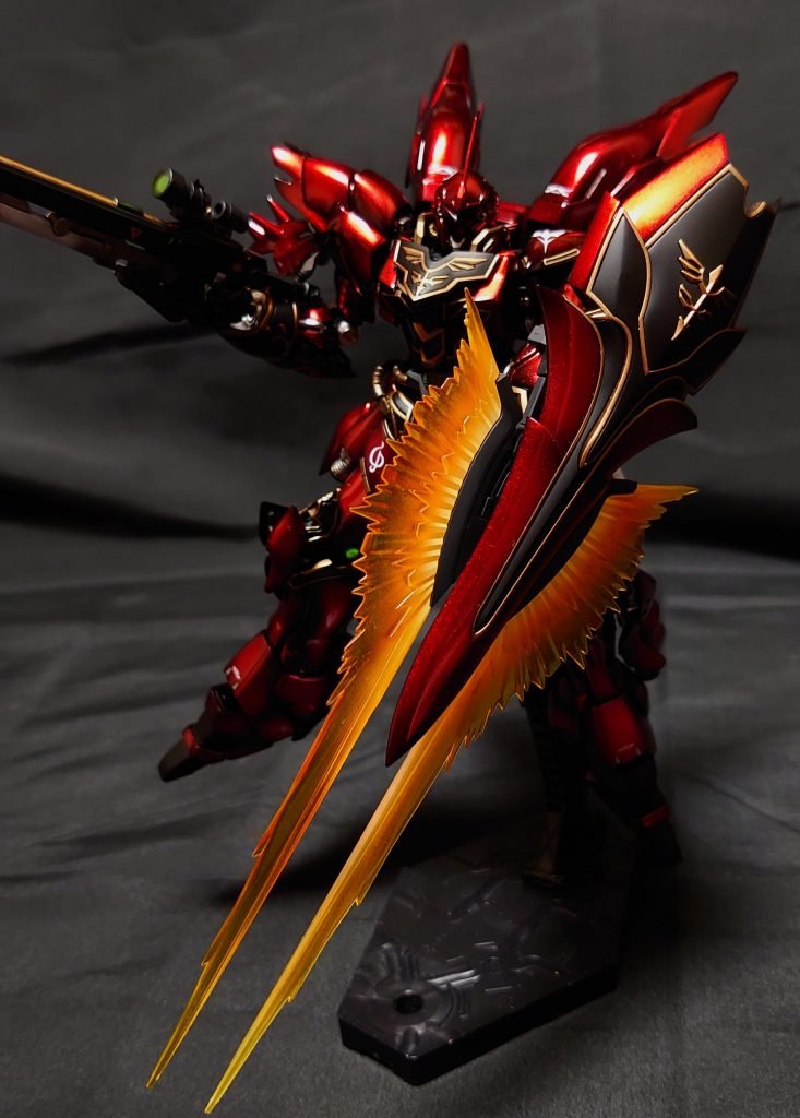 普通のビームサーベルとかはジャンクパーツ箱にポイッとしちゃうことがあるのですがこういうビームエフェクトパーツは特別感があっていいですよね〜