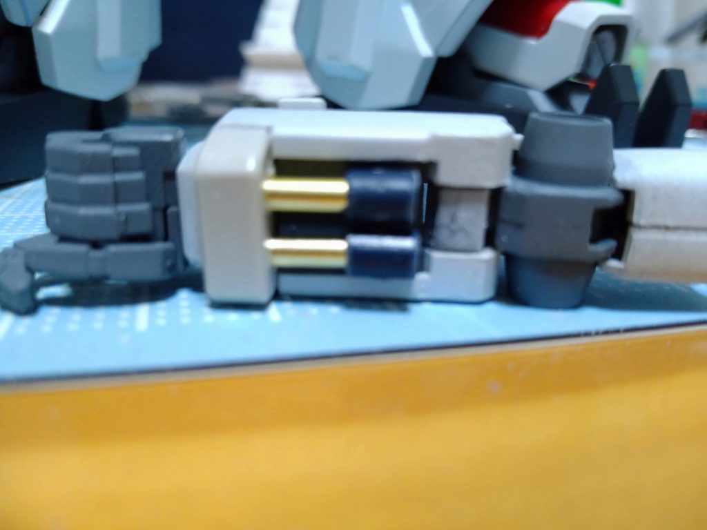 簡単そうて時間がかかった腕。