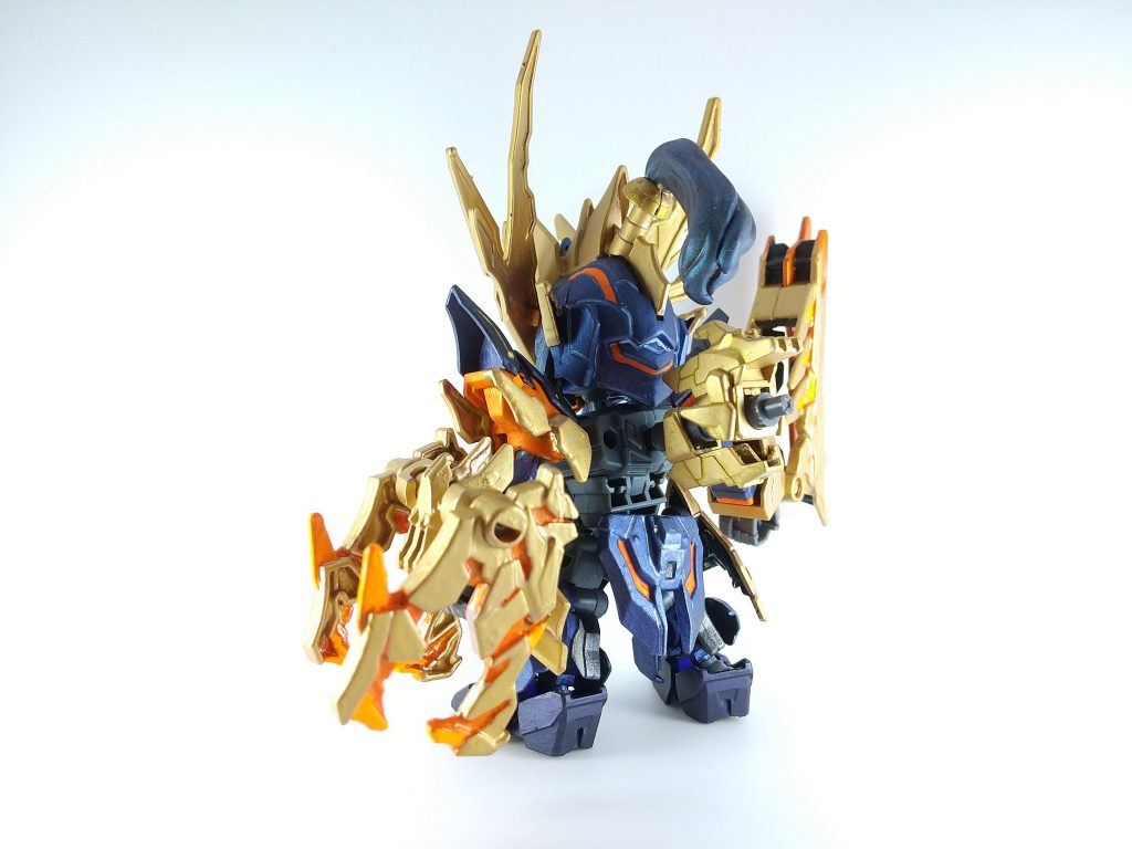 龍冥劉備ユニコーンガンダム(リュウメイリュウビ)闇落ちした劉備をユニコーンガンダムバンシィを演者に作成しました。