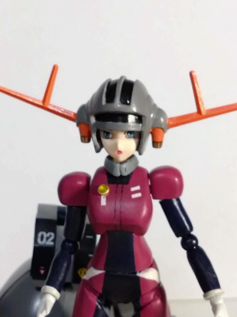 最後にこっちの顔も。モノアイ入れるか迷いましたがこのままにしました。変な完成報告かもですが、2人の先輩の指導のもと完成できました。GUNSTA始めた頃にはまさかこんなふうに離れた人と繋がって作品を作るなんて想像もしてませんでした。貴重なお時間割いていただきありがとうございます。🙇重ねていつも見ていただいているフォロワーさん達にも感謝します。