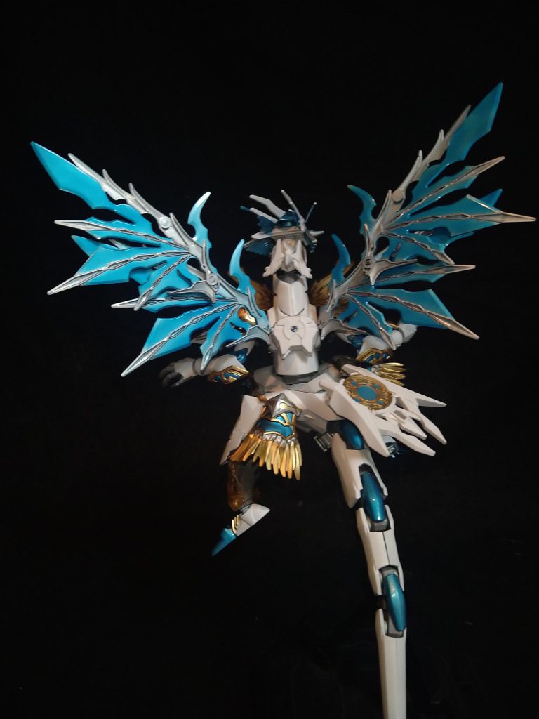 背面う〜ん、ガンプラ感無い・・・😁