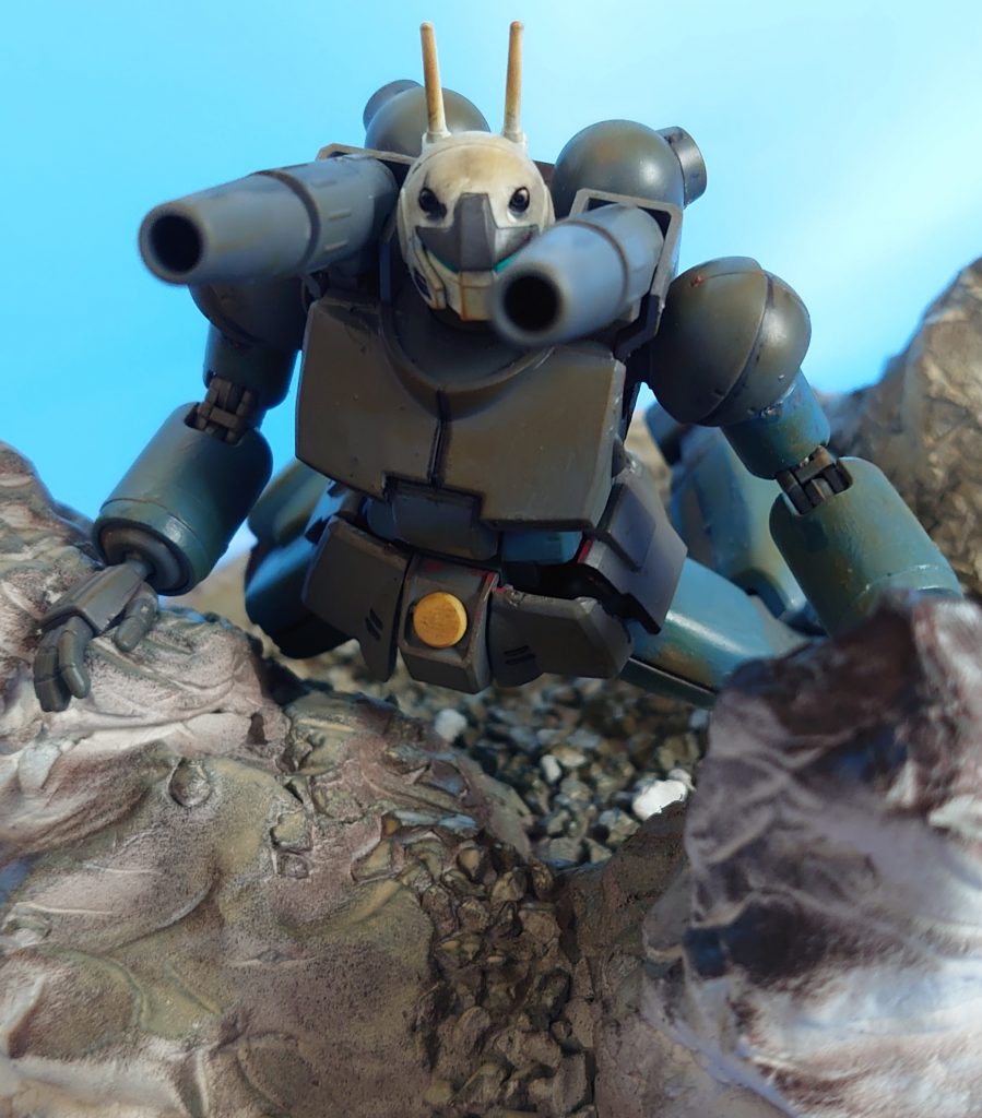 岩場のガンキャノン–2枚目/制作者：kgym0