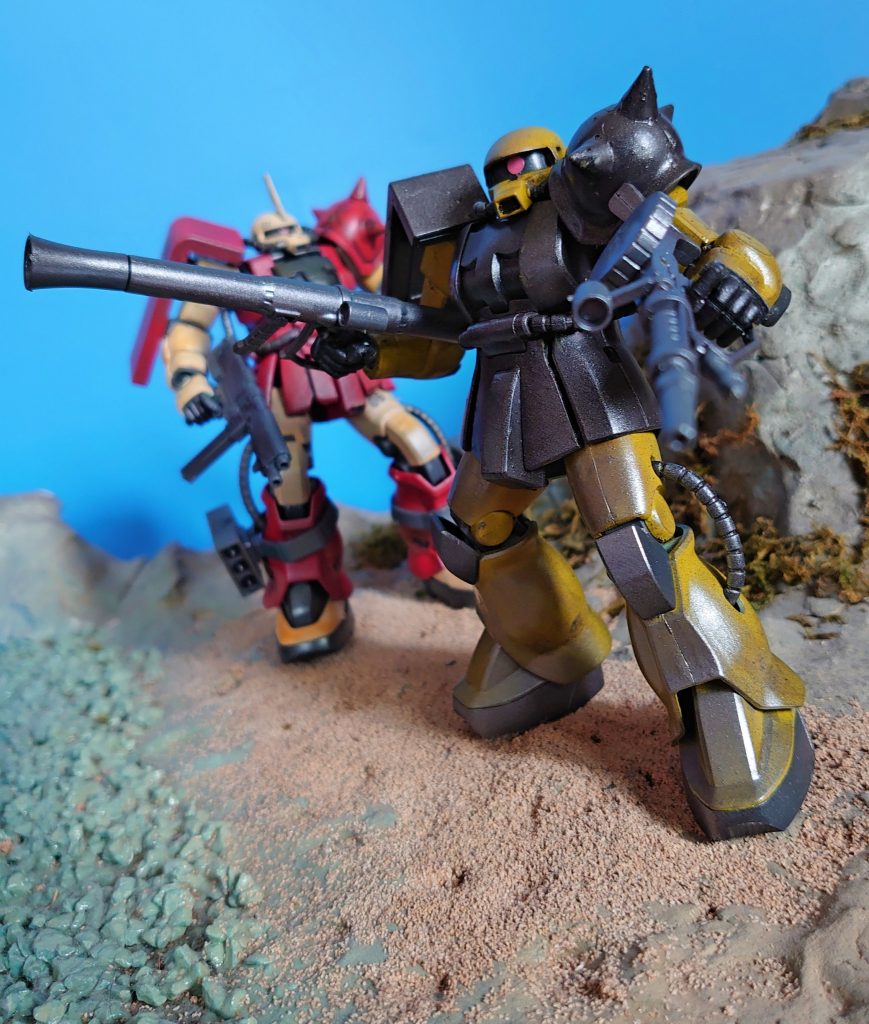 随伴するZAKUⅡ–5枚目/制作者：kgym0