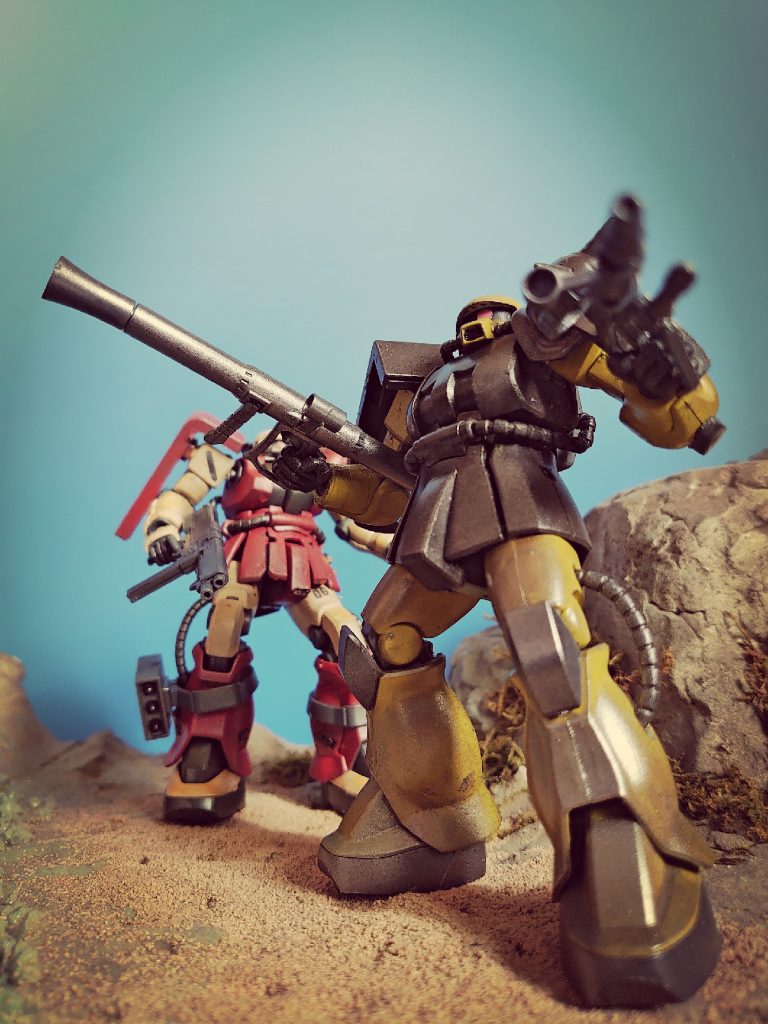 随伴するZAKUⅡ–2枚目/制作者：kgym0